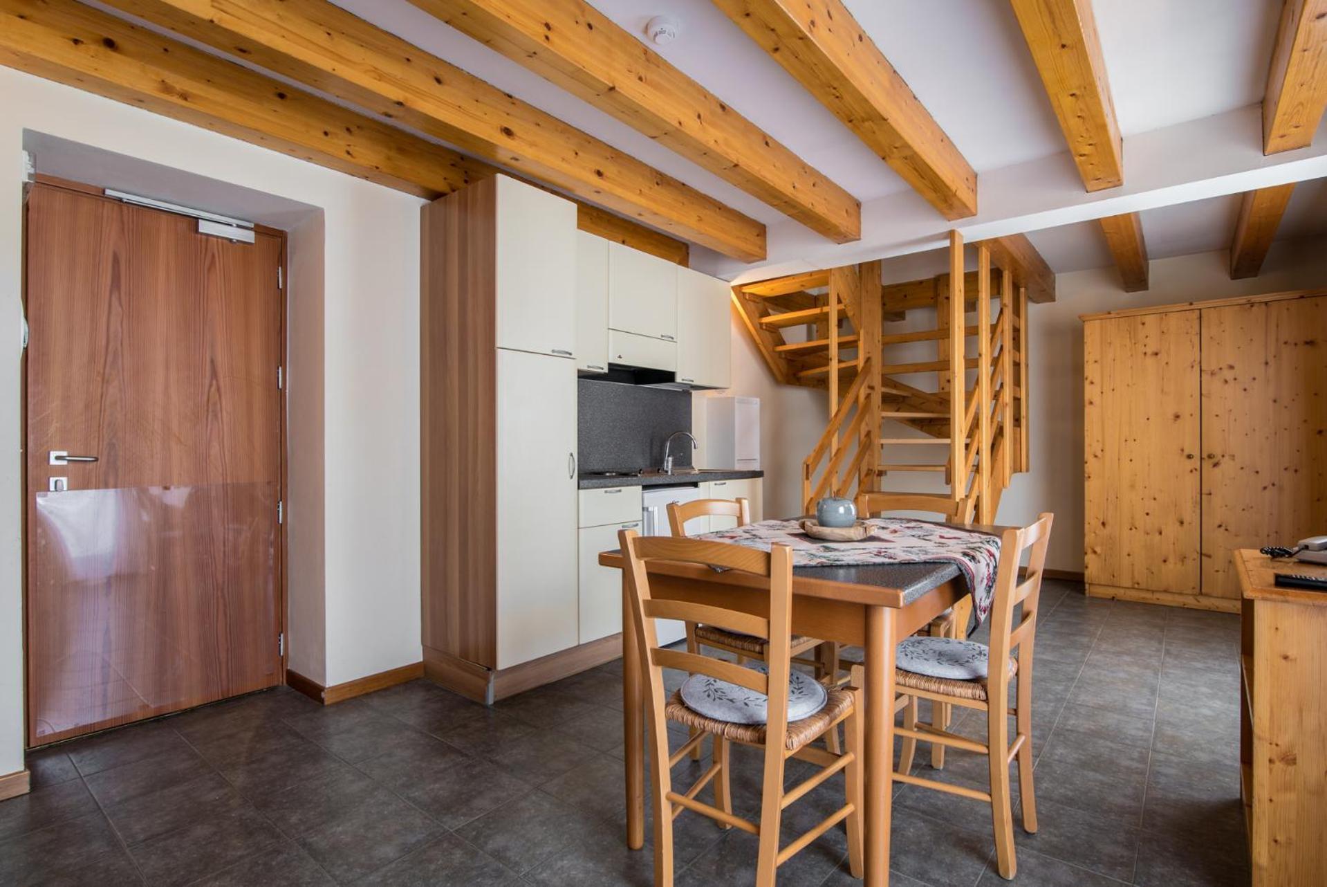Hotel Colfosco Сан-Мартино-ди-Кастроцца Экстерьер фото