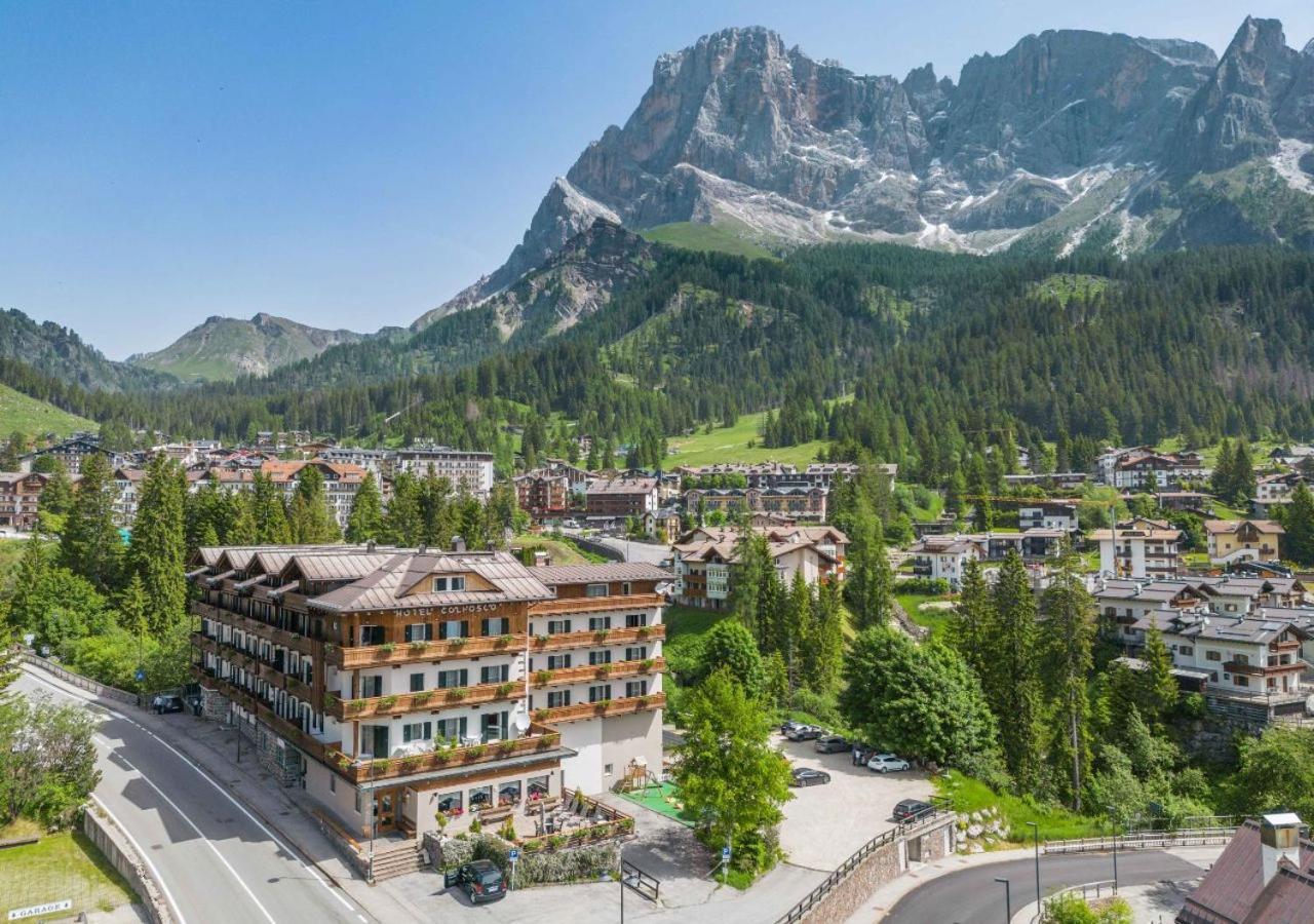 Hotel Colfosco Сан-Мартино-ди-Кастроцца Экстерьер фото